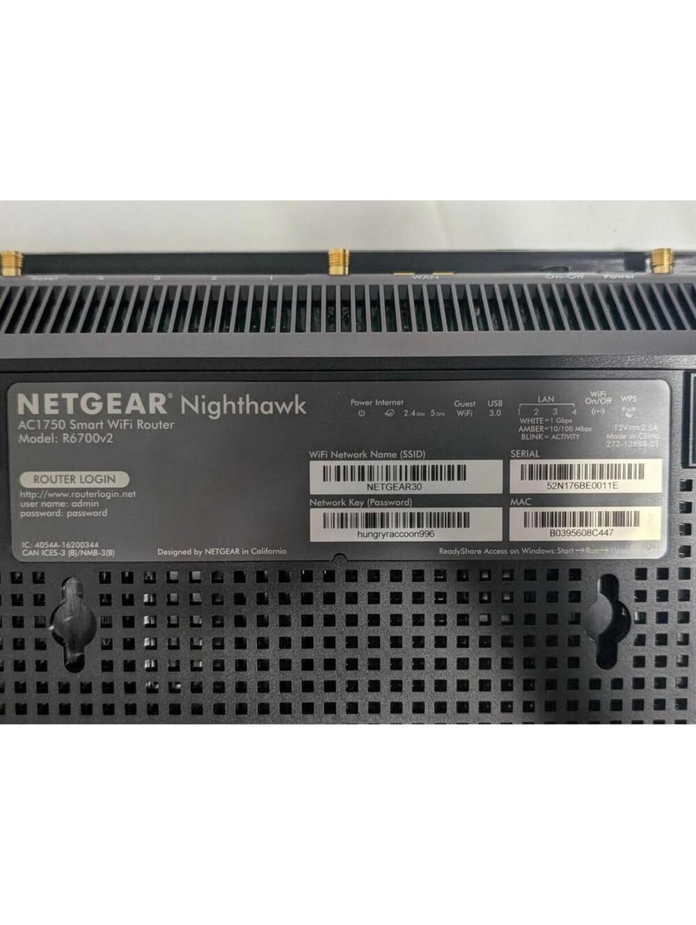 NETGEAR Nighthawk AC1750 R6700v2 Smart WiFi Router - Picture 4 of 5